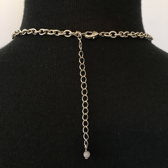 VTG Avon NRQ Necklace and Earrings Set - Picture 7 of 13